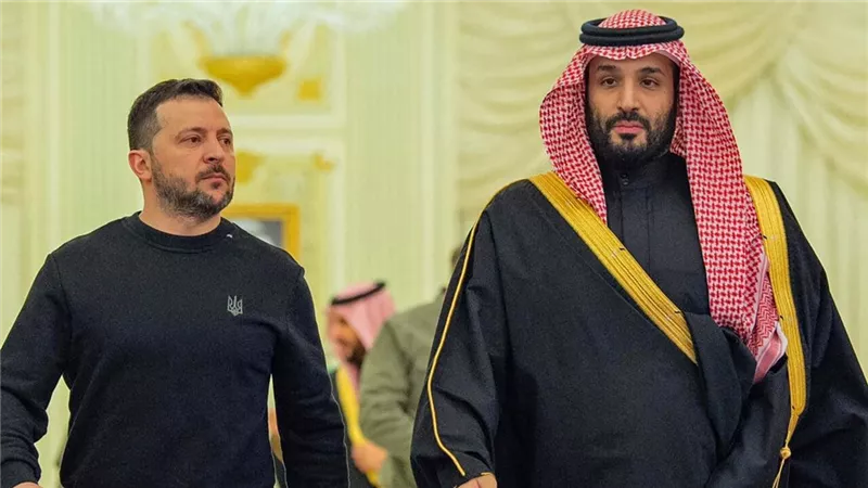 ‏فرانس برس عن مصدر أوكراني: زيلينسكي سيزور السعودية اليوم