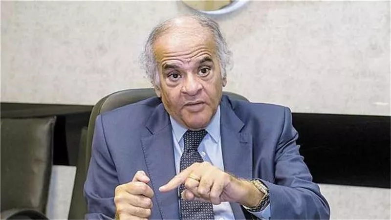 ممدوح عباس يتحمل تكاليف طائرة خاصة لنقل بعثة الزمالك إلى الجزائر