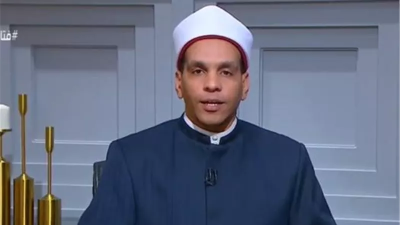 أمين الفتوى: تصوير الناس بالموبايل ونشره على السوشيال ميديا دون إذن حرام شرعا