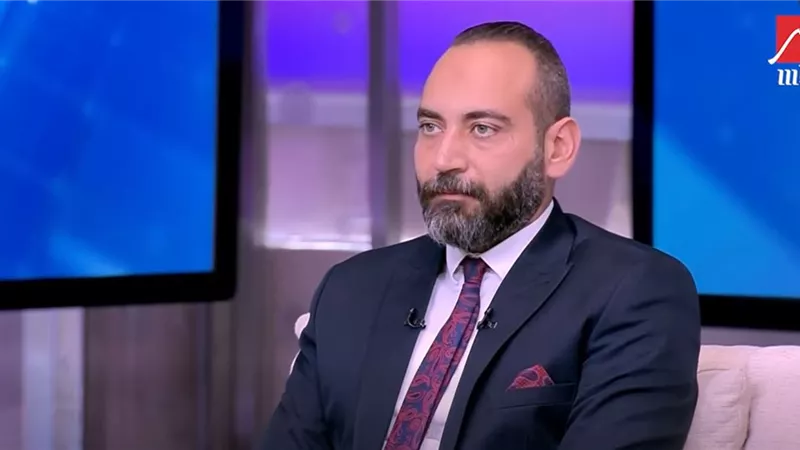 «الهروب مش حل».. منع السفر يلاحق المتهربين من النفقة بعد سلسلة عقوبات صارمة