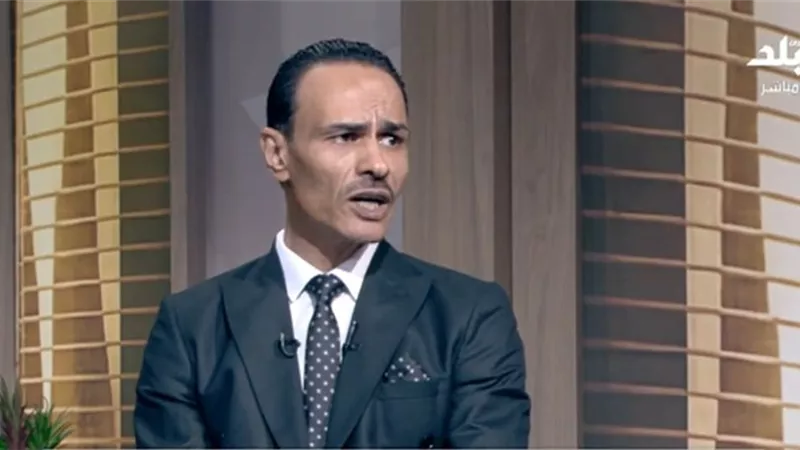 «الأب في المرتبة 16 ظلم تشريعي».. خبير يطالب بثورة في قانون الحضانة