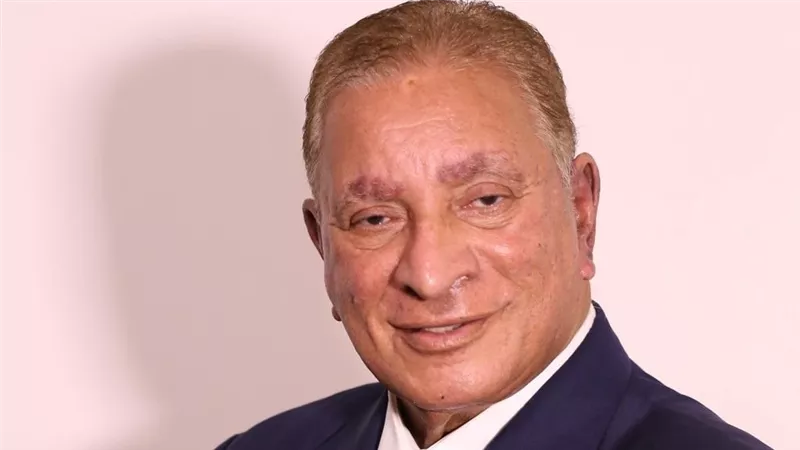 من هو محمود وهبة؟ إبراهيم عيسى يكشف كواليس هروب خبير الإخوان بـ387 مليون جنيه