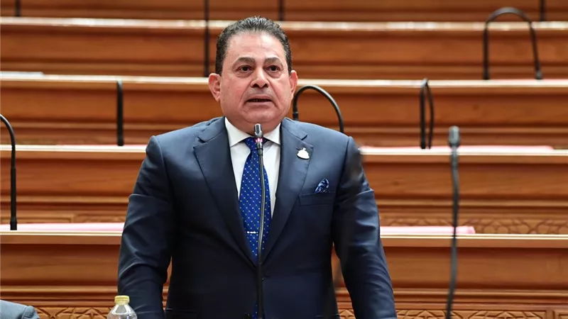 النائب فرج فتحي فرج يشن هجوما علي هيئة الآثار المصرية ويتهمها بوقف قطار النهضة