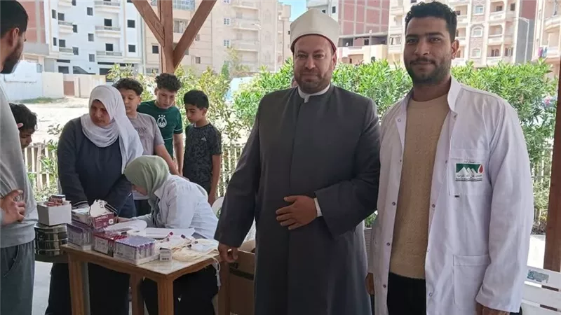 إقبال ملحوظ على حملة التبرع بالدم بمشاركة الأوقاف بدمياط الجديدة