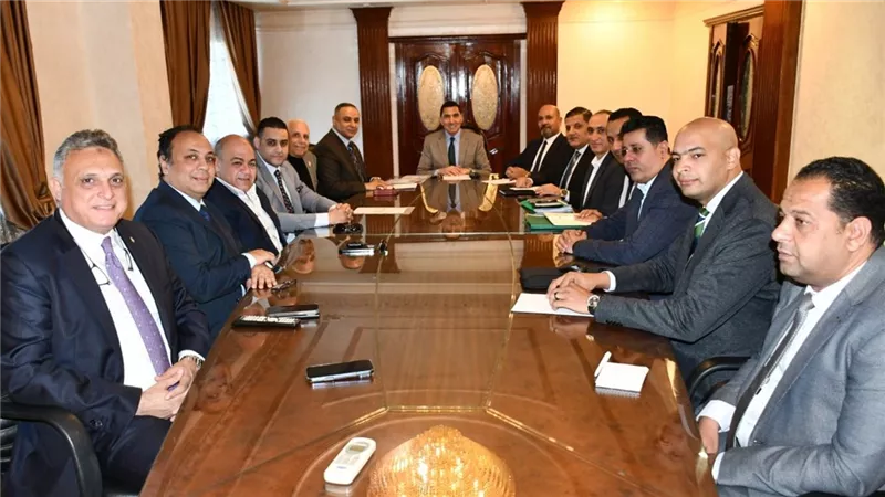 وزير الرياضة يجتمع بمجلس إدارة اتحاد التايكوندو لمناقشة خطة المرحلة المقبلة 