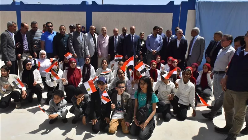 ضمن احتفالات أسيوط بعيدها القومي الـ277 المحافظ يفتتح مدرسة ابتدائية 