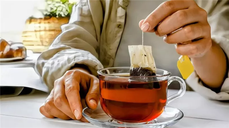 دراسة جديدة صادمة.. أكياس الشاي خطر مميت في كوبك| احذر
