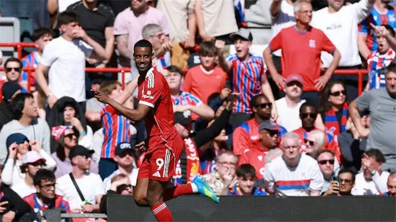 أهداف وملخص مباراة ليفربول وكريستال بالاس الشوط الأول الدوري الإنجليزي 2025-26