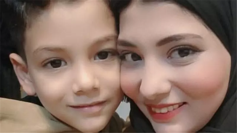 جنازة حاشدة في المحلة الكبرى لسيدة وطفل ضحايا سقوط جزء من عقار
