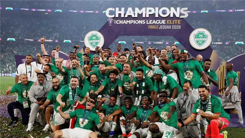 دوري ابطال اسيا.. لقطات من احتفالية الأهلي بعد تتويجه باللقب القاري للنخبة