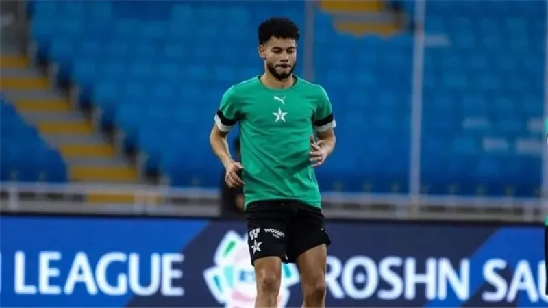 خاص.. مصدر مقرب من دونجا ينفي وجود مفاوضات مع الأهلي لضمه 
