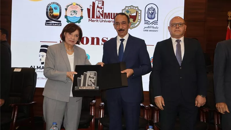 محافظ سوهاج يشهد افتتاح المؤتمر الطبي الدولي الخامس 