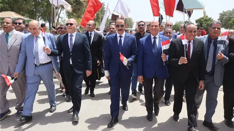 بالتزامن مع ذكرى تحرير سيناء.. محافظ سوهاج يشهد فعاليات ندوة الأمن القومي المص