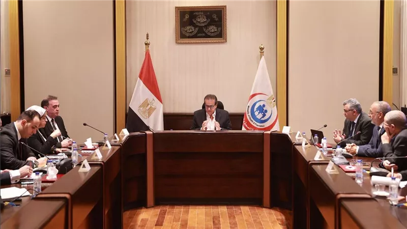 وزير الصحة يتابع تنفيذ «مستشفى النيل للأطفال» بمدينة النيل الطبية