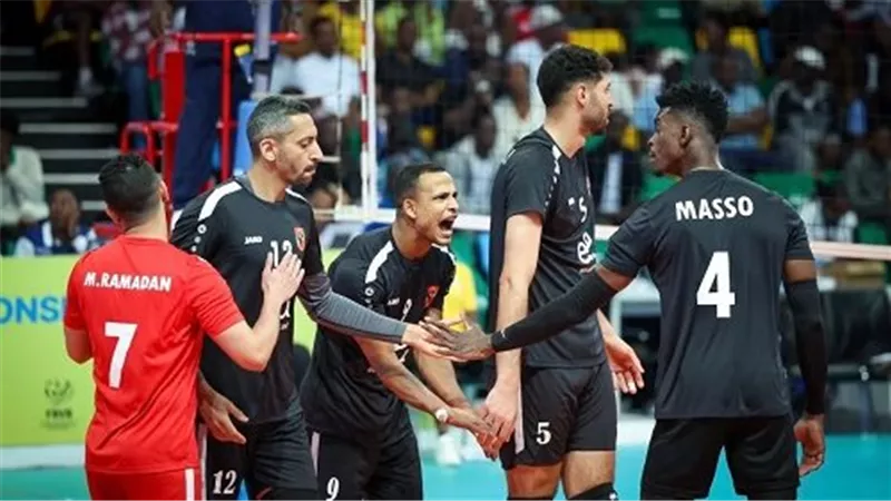 الأهلي يفوز على كيبلر الرواندي وينفرد بصدارة مجموعته في بطولة إفريقيا للطائرة