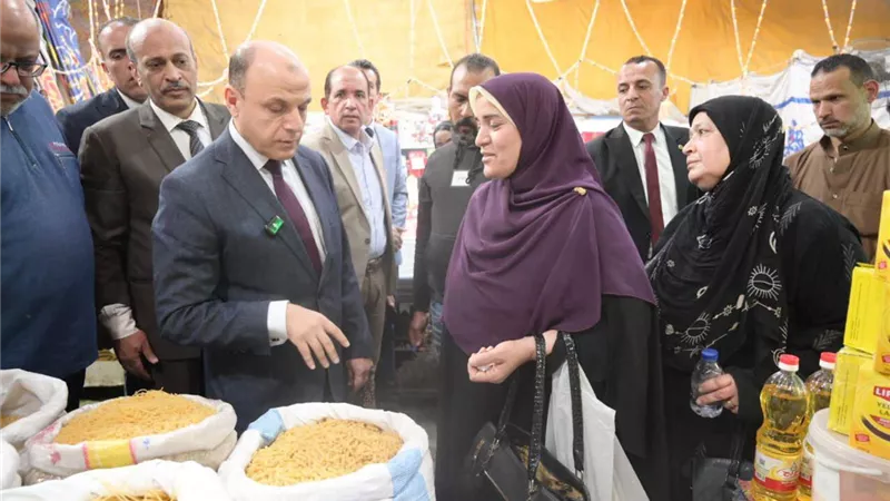 محافظ الغربية يواصل متابعة أسواق “اليوم الواحد” بطنطا والمحلة وزفتى وسمنود.. ت