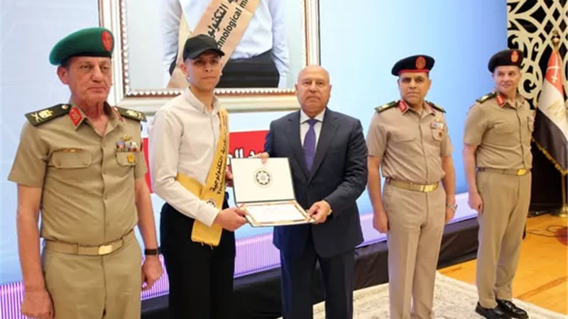 الأكاديمية العسكرية تنظم مراسم الاحتفال بتخرج دورات مرشحي العمل لوزارة النقل
