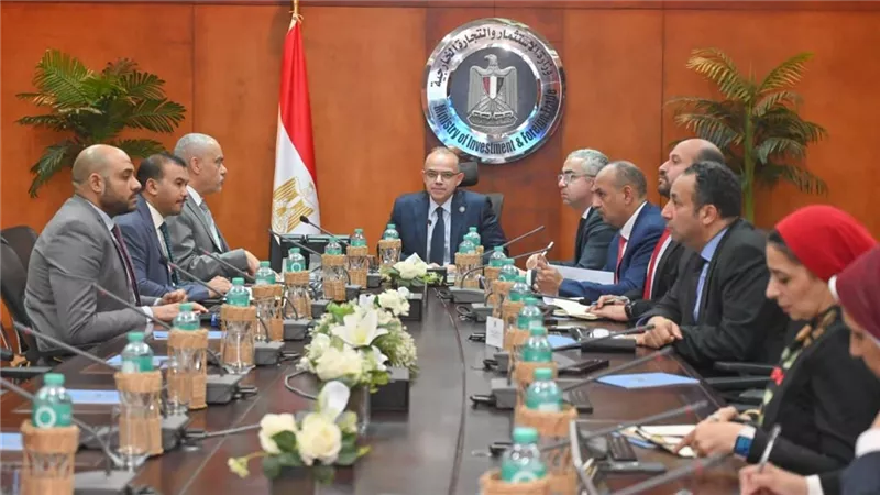 دعم مباشر للصناعة الوطنية.. الحكومة تبحث مع «العربي» خطط التوسع والإنتاج