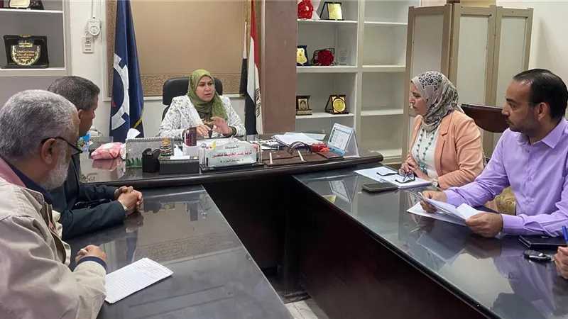 تعليم السويس يستعد لتدريب متخصص لتطوير اعمال الكنترولات 