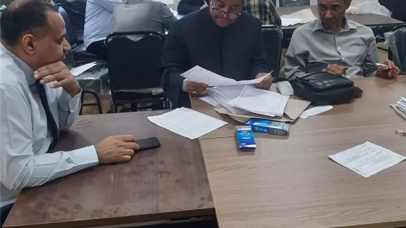 رئيس قطاع المعاهد يتفقد امتحانات النقل للمرحلة الإعدادية بالقليوبية