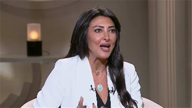 رنا أبو الريش تحذر من قسوة السوشيال ميديا: تستخدم ضد الفنانيين