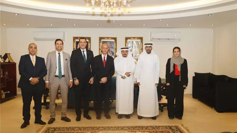 بحث سبل التعاون الأكاديمي بين جامعة بني سويف والملحقية الثقافية السعودية