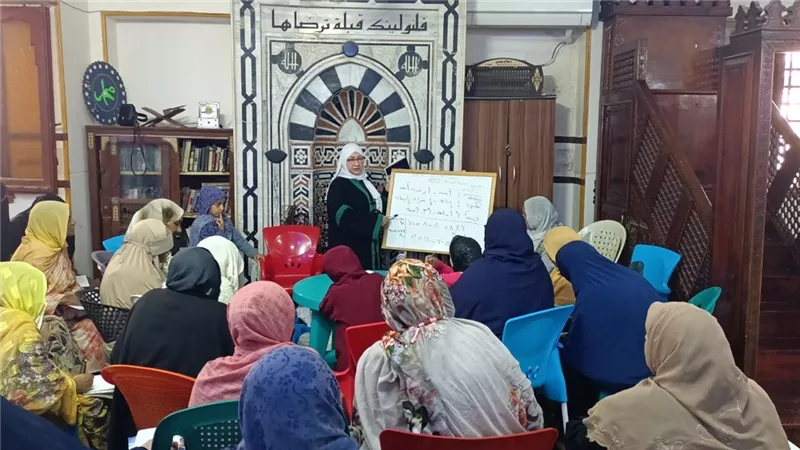 الأوقاف تواصل جهودها في محو الأمية وبناء الوعي المجتمعي عبر المبادرات الدعوية 