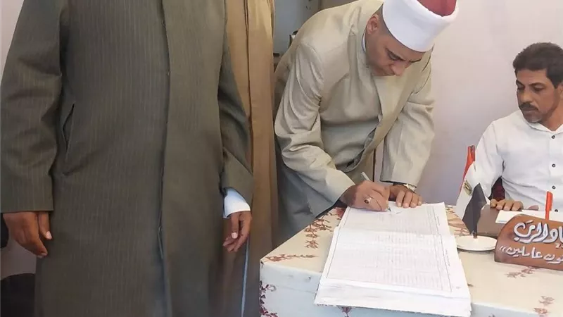 لمتابعة سير العمل والانضباط الإداري..مرور مفاجئ على إدارة أوقاف شمال أسيوط 