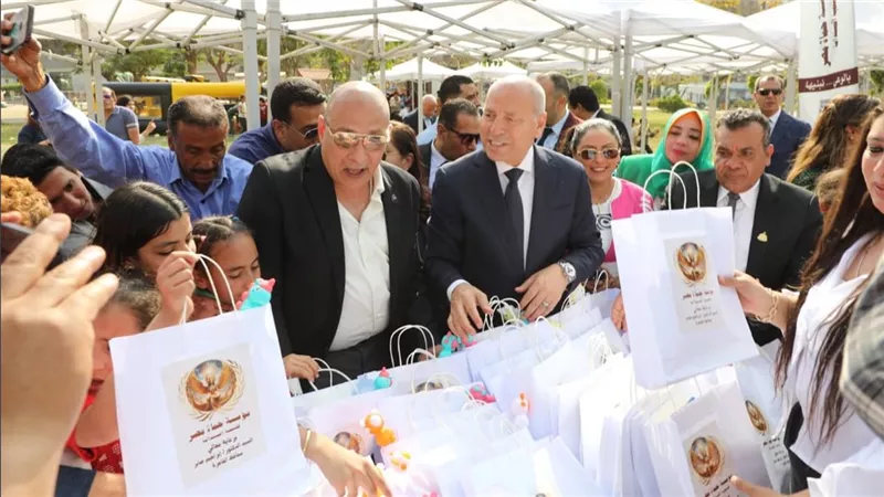 محافظ القاهرة يشهد احتفال يوم اليتيم بحديقة الطفل ويثمن جهود المجتمع المدني