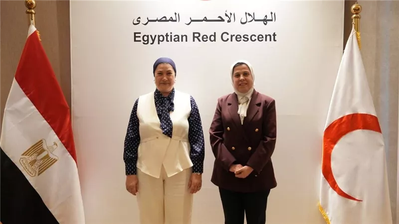 «القومي للطفولة والأمومة» ينظم زيارة للهلال الأحمر المصري لتعريف الأطفال