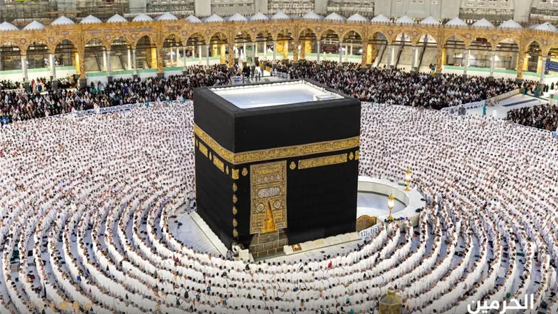 خدمة بيوت الله..​