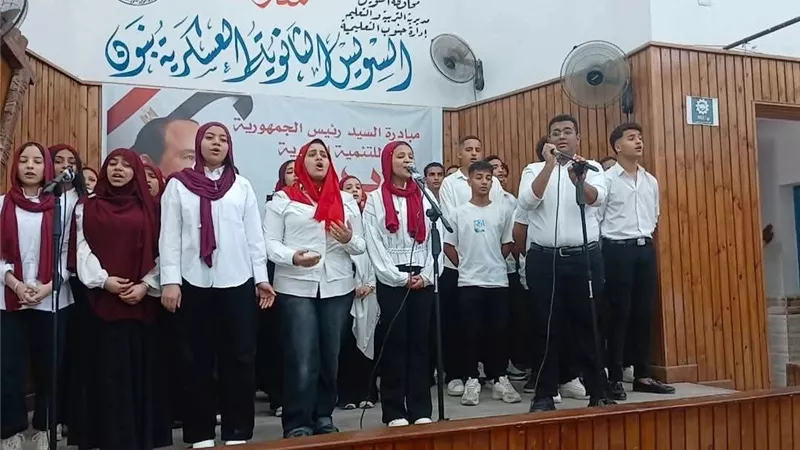 أعمال فنية ومشغولات يدوية تزين معرض ختام الأنشطة بمدارس السويس