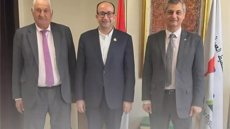 النائب عمرو عويضة يتابع إنهاء تحديث الحيز العمراني لمدينة طهطا و28 قرية 