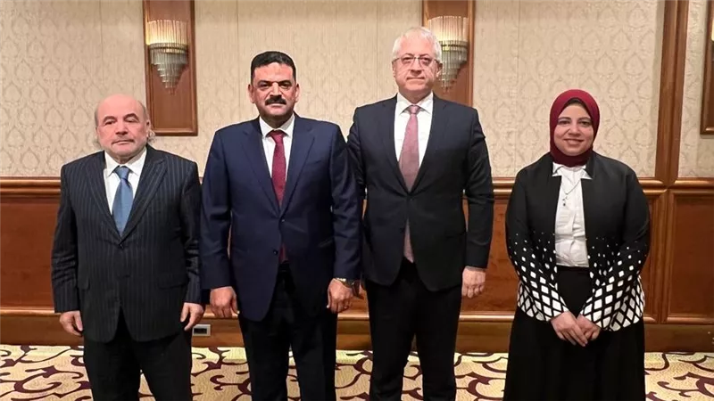 رئيس هيئة الثروة المعدنية يبحث جذب استثمارات تركية لقطاع التعدين
