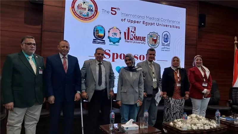 فوز قنا بالمركز الأول في التكنولوجيا الحيوية بالمؤتمر الطبي لجامعات الجنوب