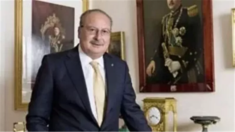 النقض تقبل طعن الملك أحمد فؤاد الثاني على حكم إخلاء مكتب أخيه