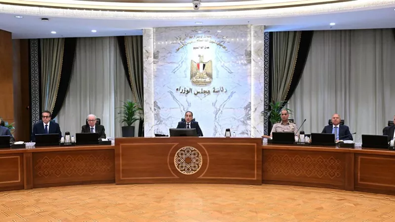مجلس الوزراء يوافق على استمرار تطبيق نظام العمل عن بُعد يوم الأحد من كل أسبوع