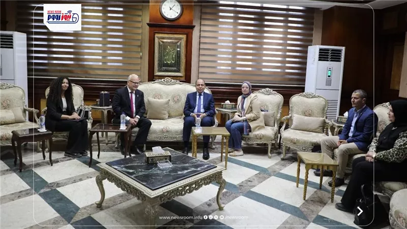 سفير السويد يزور المنيا لمتابعة المشروعات التنموية وتعزيز التعاون المشترك