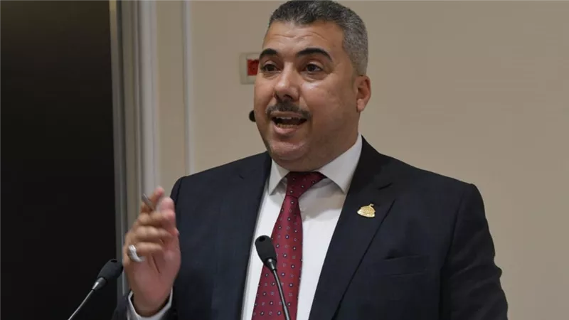 نائب سوهاج يتقدم بطلب لتطوير منظومةالإنارةالعامةودعم استقرار الشبكة الكهربائية