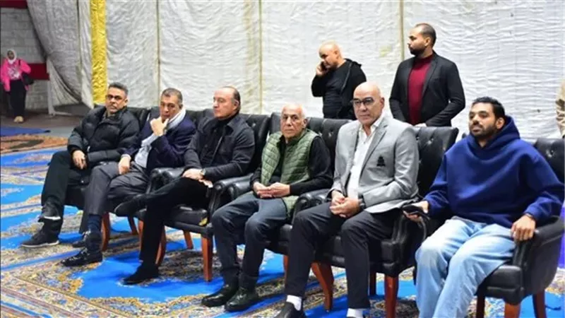 أصوات داخل الزمالك لا تمانع تعيين حكام مصريين لمواجهة سيراميكا كليوباترا | خاص