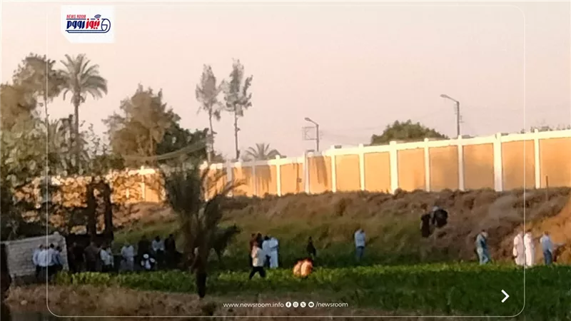 في ظروف غامضة.. العثور علي جثة شاب داخل الزراعات بالقرب من سكة القطار بالمنيا