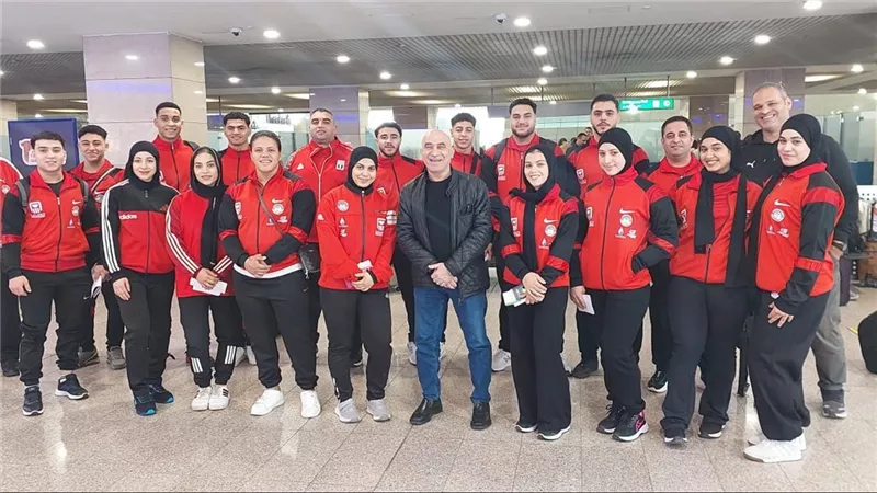 سمسمية ولايت شو وفاير في افتتاح بطولة العالم لرفع الأثقال بالإسماعيلية 