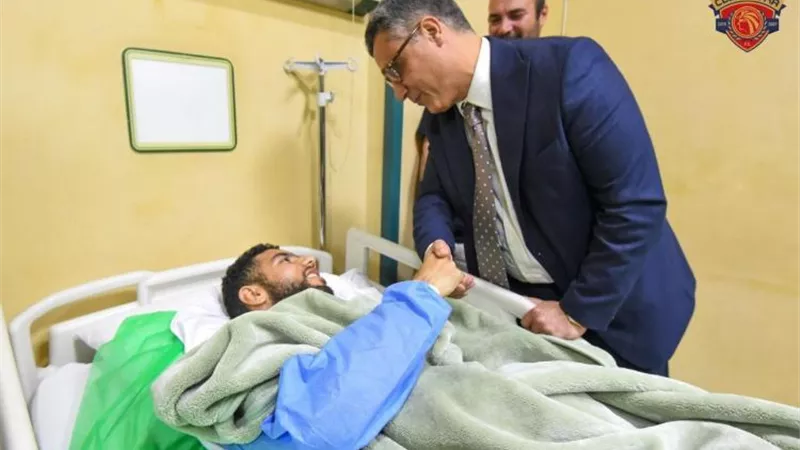 لحظات الحزن والفرح .. القندوسي يوجه رسالة مؤثرة الي جمهوره 
