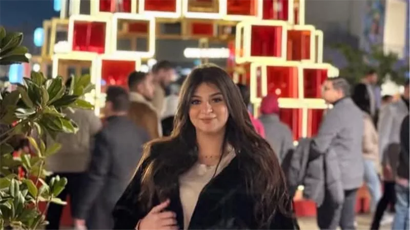  فتاة تستغيث من سائق إن درايف: 