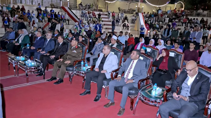 محافظ سوهاج يشهد فعاليات احتفالية العيد القومي بالمسرح الروماني 