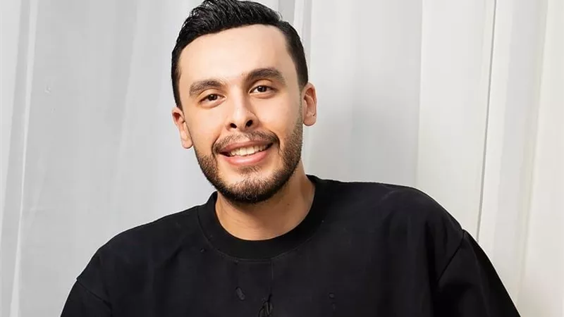 المؤلف أيمن سليم ينتقد محمد رمضان في حفله بأمريكا : 