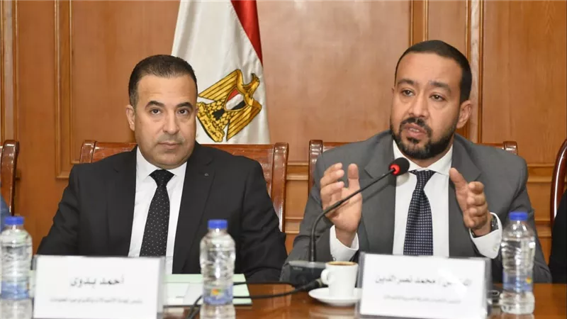 اتصالات النواب تناقش تحسين خدمات الإنترنت وتسهيلات مع المصرية للاتصالات