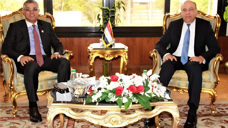 مصر تبحث تطوير البنية التحتية للأرصاد الجوية مع رئيس المنظمة العالمية للأرصاد