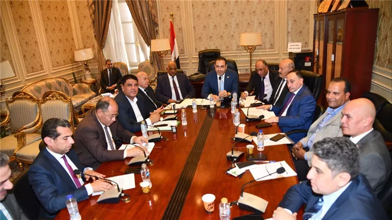 إعفاء مراكز الشباب المدرجة بـ «حياة كريمة» من رسوم الصيانة | تفاصيل