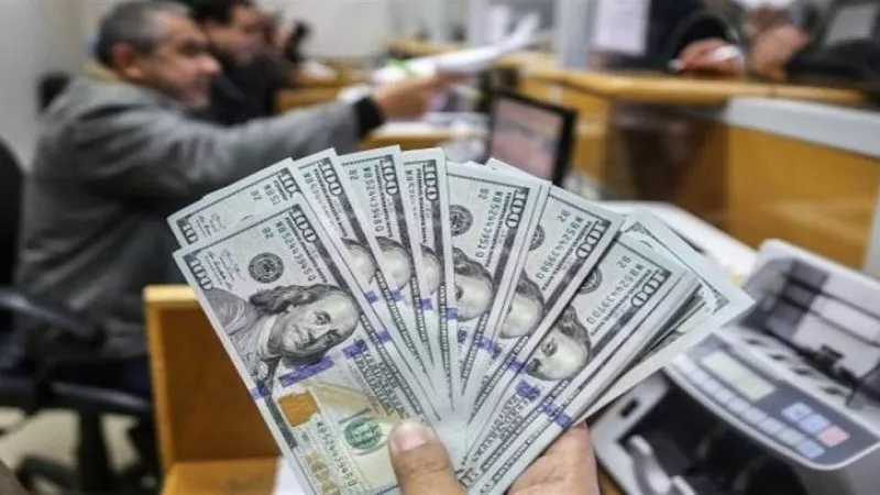 محمد الأتربي: 47 مليار دولار احتياطي أجنبي وتحولات في سعر الصرف  (فيديو)